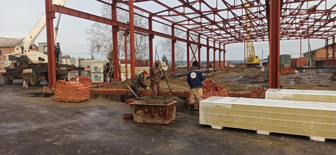 Монтаж металлоконструкций здания склада д.Кисловка, ул.Промышленная,10