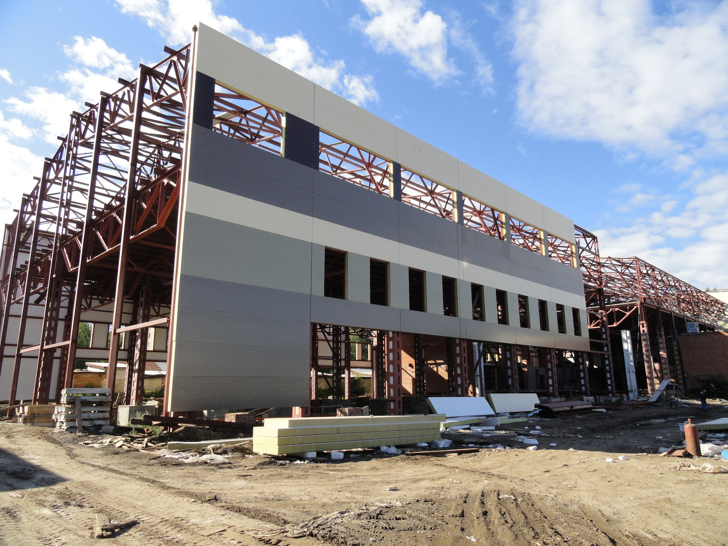 Реконструкция зданий «ЛДЦ»